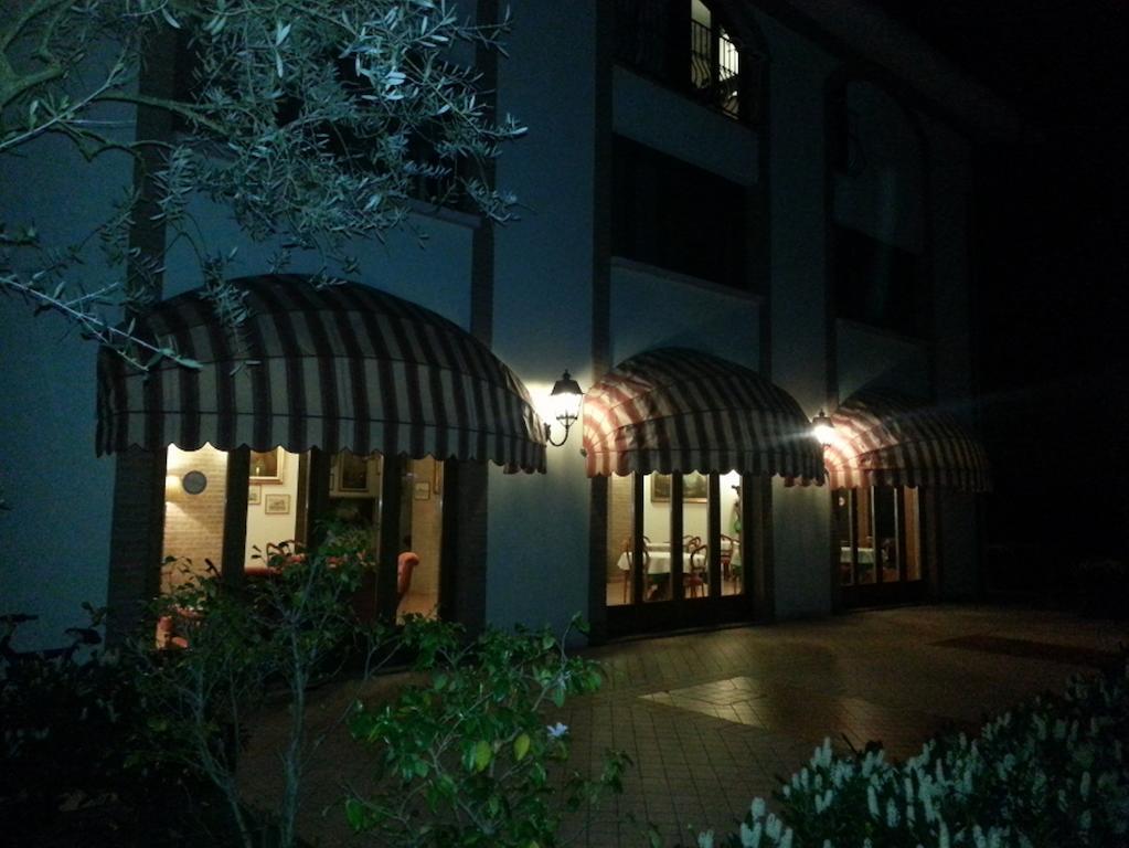 Agriturismo Corte Trincerone Мантова Екстериор снимка