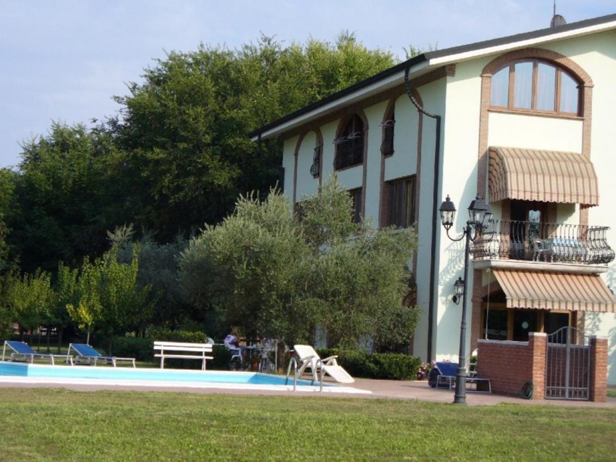 Agriturismo Corte Trincerone Мантова Екстериор снимка