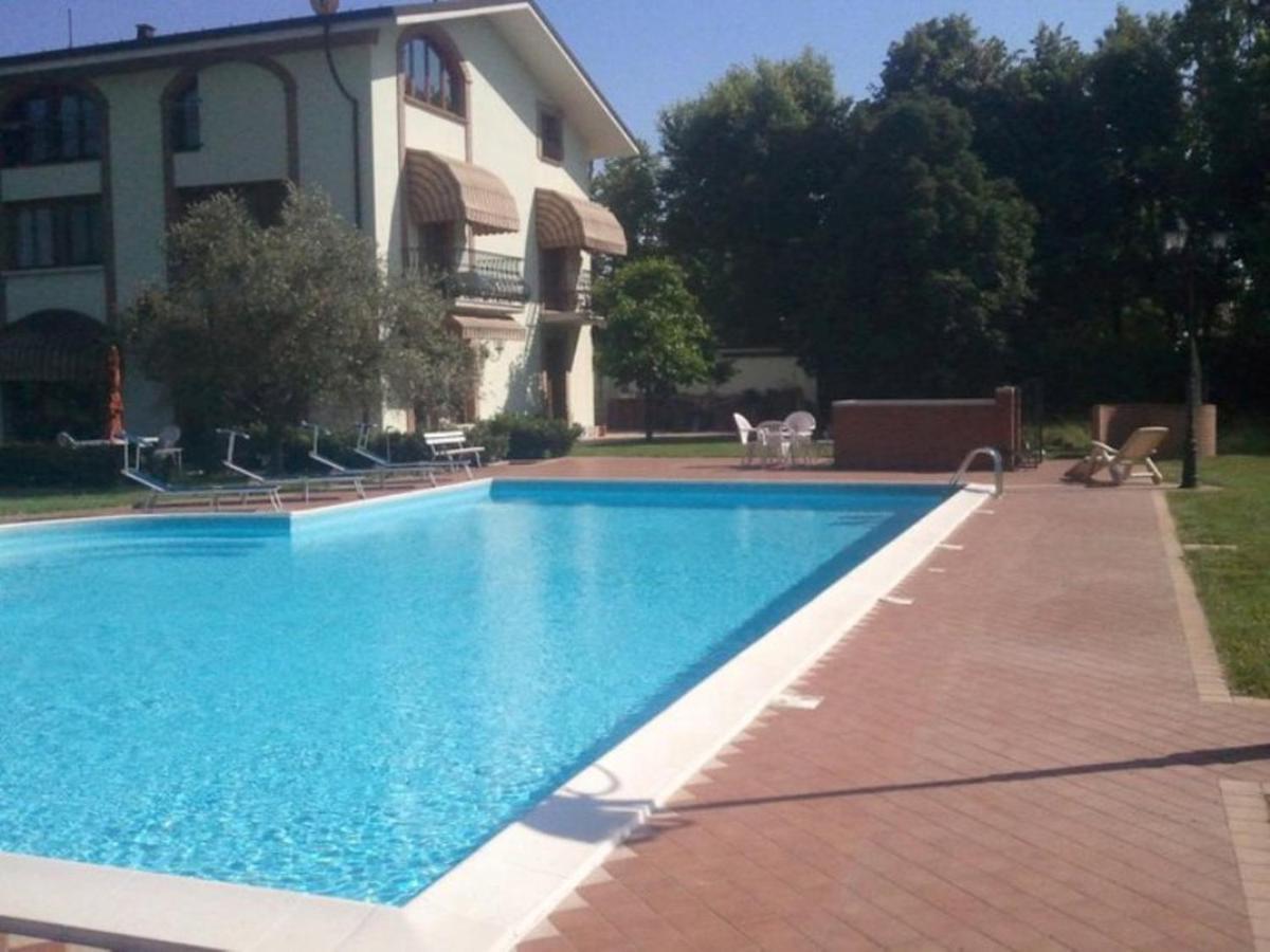 Agriturismo Corte Trincerone Мантова Екстериор снимка